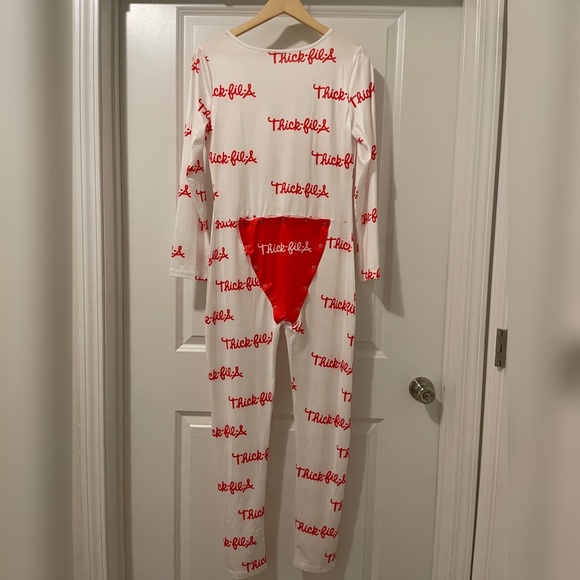 🐔 Thick Fil A Butt Flap Onesie - Picture 6 of 7